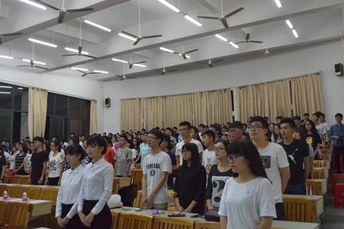 说明:http://172.16.59.38:8080/_mediafile/jjx/2015/10/28/2e4zakku6s.jpg